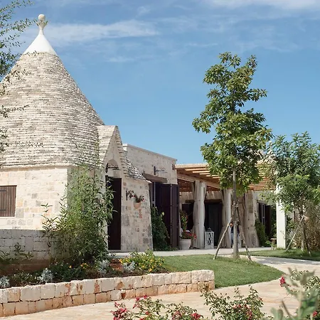 빌라 Luxury Trulli Ericla With A Pool 푸티냐노